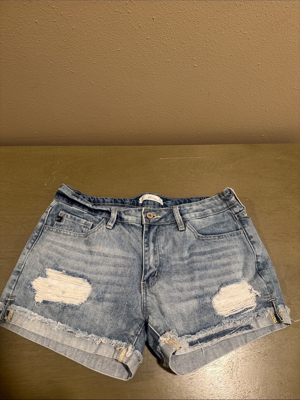 KanCan Light Blue Distressed Denim Shorts size Large